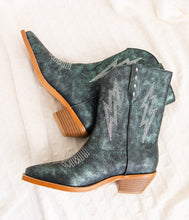 Load image into Gallery viewer, Bowie Metallic Boot in Black
