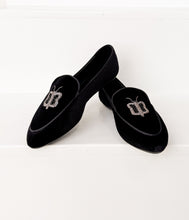 Load image into Gallery viewer, Butterfly Velvet Flats in Black
