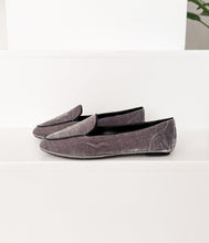 Load image into Gallery viewer, Butterfly Velvet Flats in Grey
