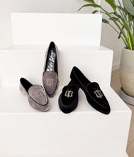 Load image into Gallery viewer, Butterfly Velvet Flats in Grey
