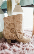 Load image into Gallery viewer, Cowgirl Star Booties in Taupe - Rural Haze
