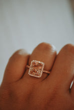 Load image into Gallery viewer, Raven Champagne Emerald Stone Rose Gold Ring
