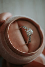Load image into Gallery viewer, Maisie 1CT Moissanite on Sterling Silver
