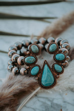 Load image into Gallery viewer, Copper Turquoise Squash Stretch Navajo Beads Bracelet
