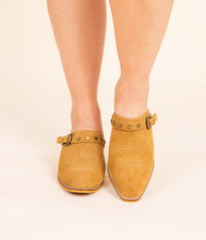Load image into Gallery viewer, Drancy Western Mule in Tan
