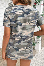Load image into Gallery viewer, Green Camo Print Short Sleeve Tee
