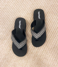 Load image into Gallery viewer, Evita Rhinestone Sandal in Black and Silver
