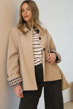 Load image into Gallery viewer, Plaid Lined Collar Trench
