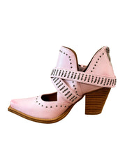 Load image into Gallery viewer, Fiona Ankle Boot in Pink
