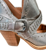 Load image into Gallery viewer, Fiona Ankle Boot in Silver
