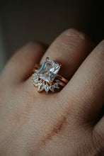 Load image into Gallery viewer, Gigi 2PC Champagne Rose Gold Ring Set

