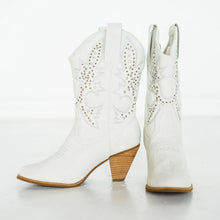 Load image into Gallery viewer, Houston Western Boots in White - Rural Haze
