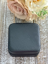 Load image into Gallery viewer, Travel Jewelry Box &quot;Black&quot;

