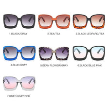 Load image into Gallery viewer, Ready to Ship | Black/ Gray Megan Oversized Gradient Sunglasses
