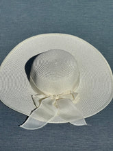 Load image into Gallery viewer, Farrah Floppy Hat "Milk"
