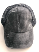 Load image into Gallery viewer, Trucker Hat "Black"

