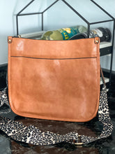 Load image into Gallery viewer, Large Crossbody Purse "Camel"
