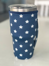 Load image into Gallery viewer, Tumbler Sleeve With Handle "Stars"

