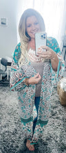 Load image into Gallery viewer, &quot;Fall Feelings&quot; Floral Kimono
