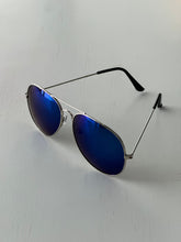 Load image into Gallery viewer, Ava Aviators "Blue Silver"
