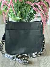 Load image into Gallery viewer, Large Crossbody Purse "Black"

