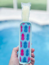 Load image into Gallery viewer, Neoprene Popsicle Holder "Pineapples"
