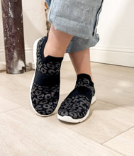 Load image into Gallery viewer, Jia Knit Sneaker in Black
