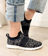 Load image into Gallery viewer, Jia Knit Sneaker in Black
