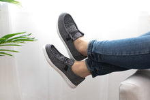 Load image into Gallery viewer, Not Rated Maco Water Drop Sneaker in Black - Rural Haze
