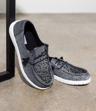 Load image into Gallery viewer, Not Rated Maco Water Drop Sneaker in Black - Rural Haze
