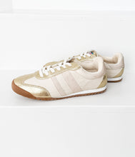 Load image into Gallery viewer, Madrid Sneaker in Beige/Gold
