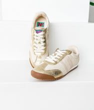 Load image into Gallery viewer, Madrid Sneaker in Beige/Gold
