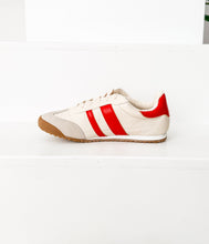 Load image into Gallery viewer, Madrid Sneaker in Beige/Red
