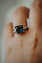 Load image into Gallery viewer, Juno Tourmaline Gem Silver Ring
