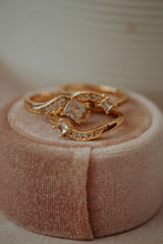 Load image into Gallery viewer, Helia 3PC Gold Ring
