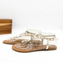 Load image into Gallery viewer, Panpora Sandals in Gold
