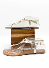 Load image into Gallery viewer, Panpora Sandals in Gold
