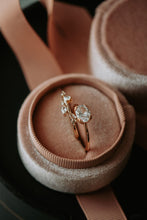 Load image into Gallery viewer, Kirah Champagne Gold Ring Set
