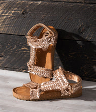 Load image into Gallery viewer, River Dance Woven Sandal in Champagne
