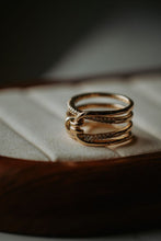 Load image into Gallery viewer, Dree Rose Gold Ring Band
