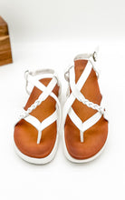 Load image into Gallery viewer, Sela Platform Sandal in White

