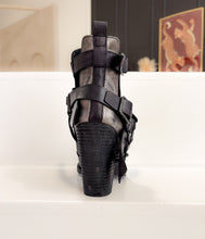Load image into Gallery viewer, Sheila Boot in Black
