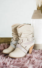 Load image into Gallery viewer, Short Change Booties in Cream - Rural Haze
