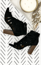 Load image into Gallery viewer, Silica Heel in Black - Rural Haze
