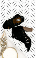 Load image into Gallery viewer, Silica Heel in Black - Rural Haze
