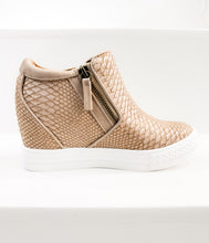 Load image into Gallery viewer, Timmibelle Wedge Sneaker in Blush
