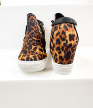Load image into Gallery viewer, Timmibelle Hidden Sneaker Wedge in Leopard
