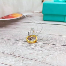 Load image into Gallery viewer, Olivia Interlocking Ring Necklace
