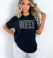 Load image into Gallery viewer, Wifey Checkered Tee - Gildan Softstyle
