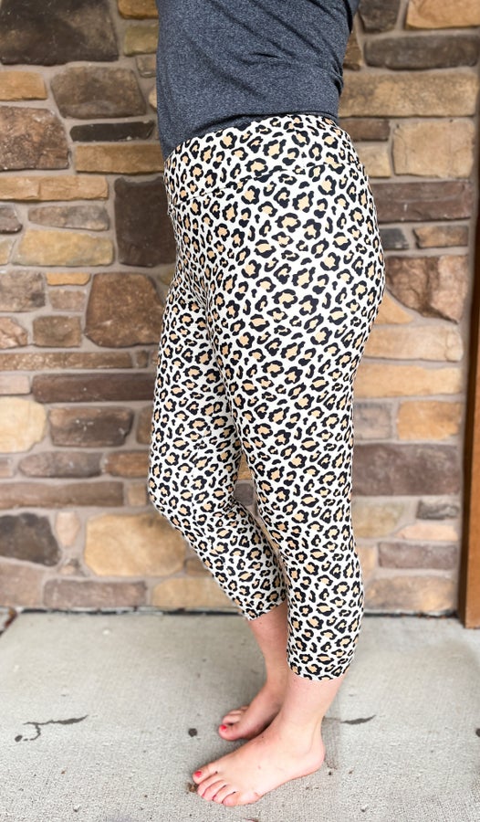 Women's | Bizzy Butter Capris | Cheetah